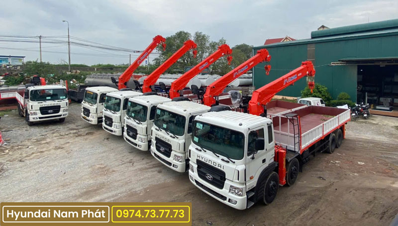 Xe Tải Hyundai 4 Chân HD320 Gắn Cẩu KangLim 10 Tấn KS2605